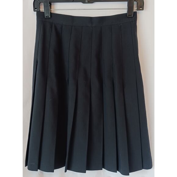 Michael & Company Pleated Black Skirt Knee Length Girls Size 8 - Picture 1 of 6